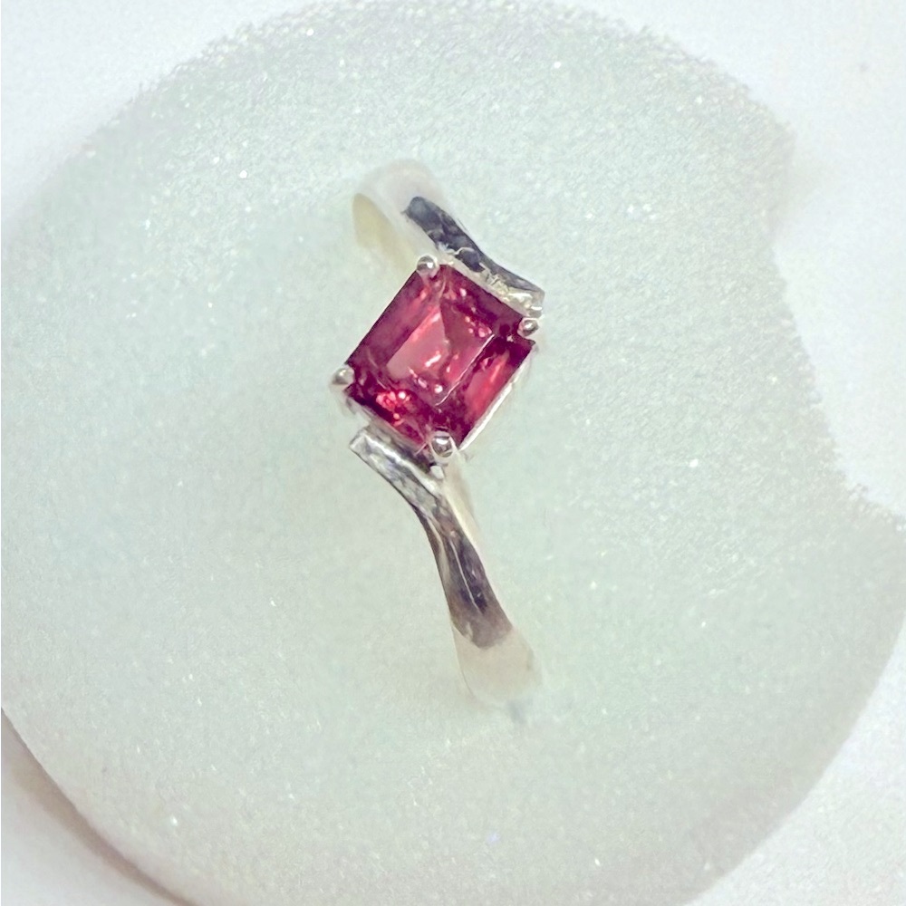 Handmade Beautiful Natural Pink Tourmaline 925 Silver Ring
